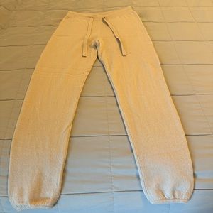 Beautiful cashmere joggers 🫶🏻